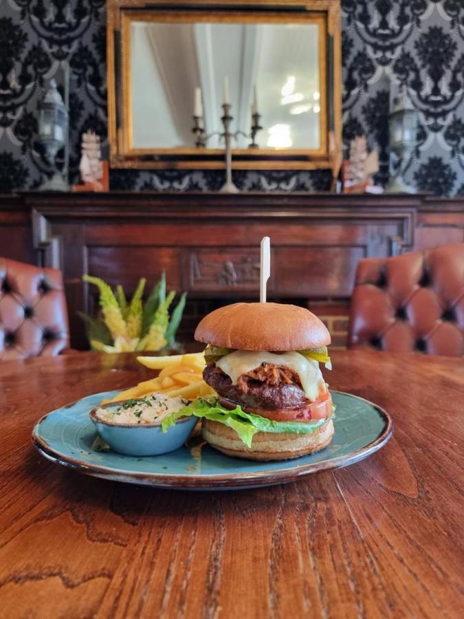 The Pilot Inn Eastbourne Bagian luar foto