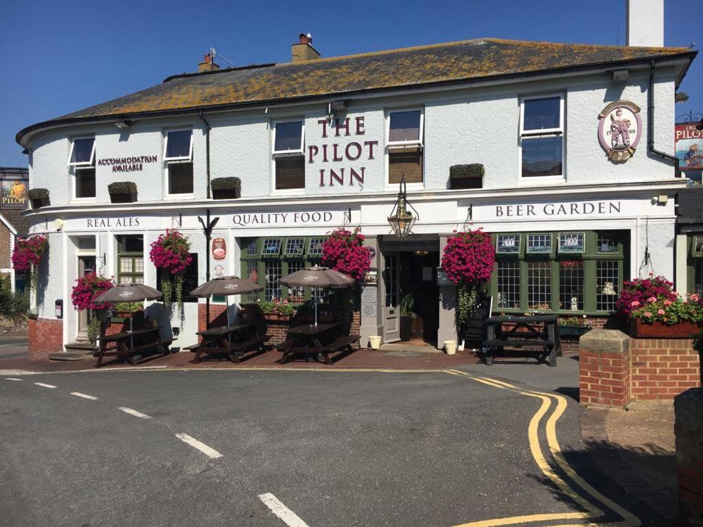 The Pilot Inn Eastbourne Bagian luar foto